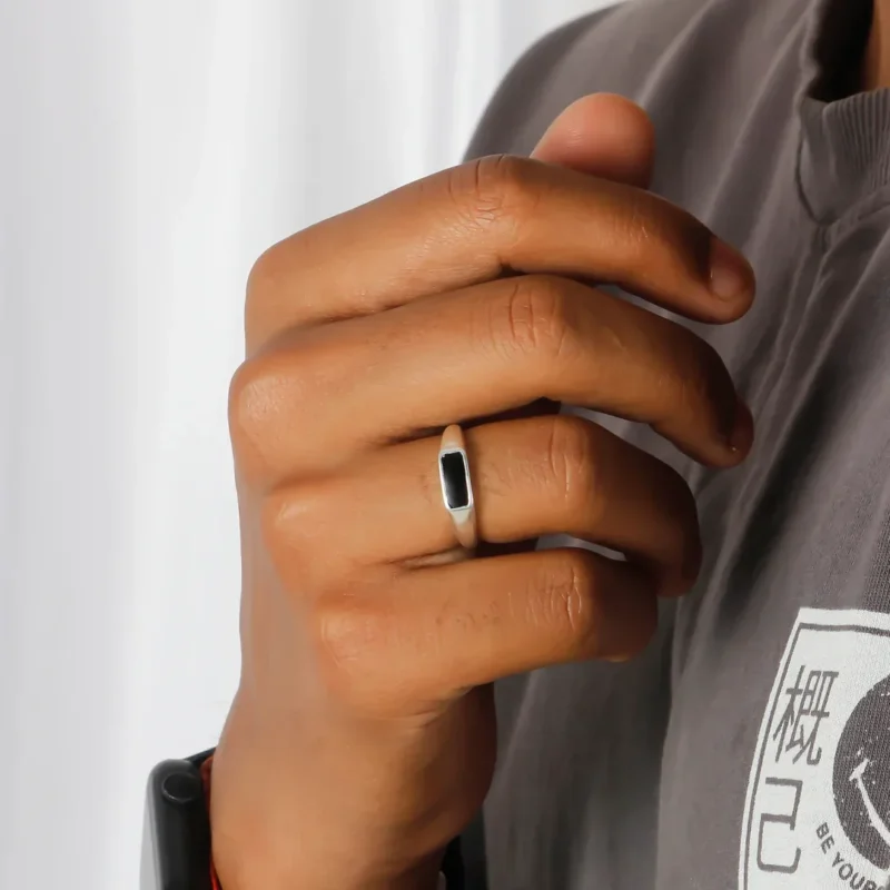 The Timeless Appeal of Black Onyx Rings for Men