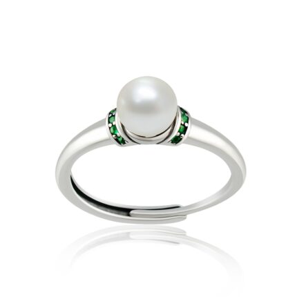 Pearl Ring: Timeless Elegance in Every