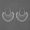 Stylish Silver Shell Pearl Earrings - Image 4