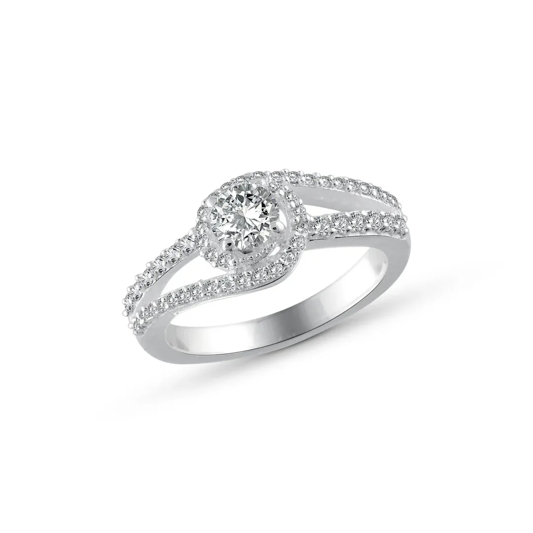 R578.webp American Diamond Round Solitaire Silver Ring